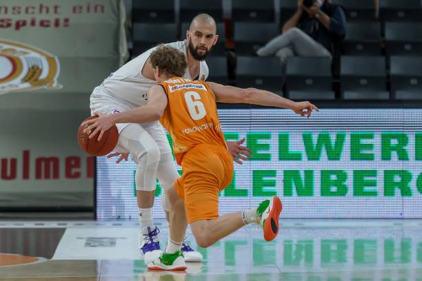 在高水平的 在高水平的